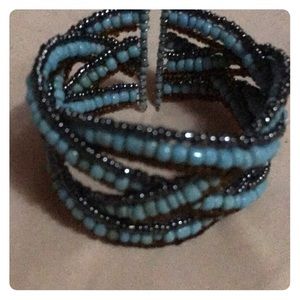 Bracelets galore! 💋